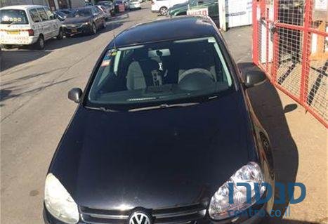 2008' Volkswagen Golf photo #4