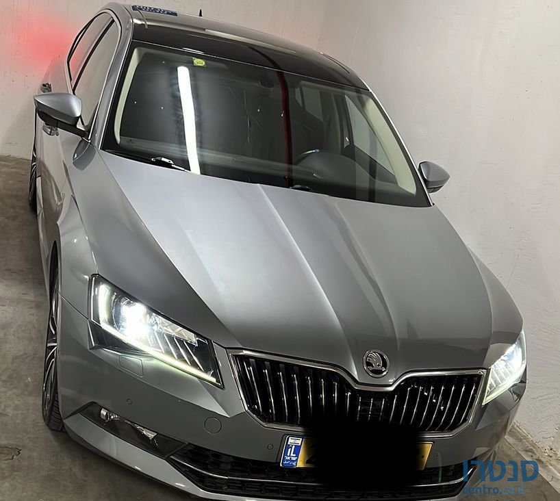2016' Skoda Superb סקודה סופרב photo #2