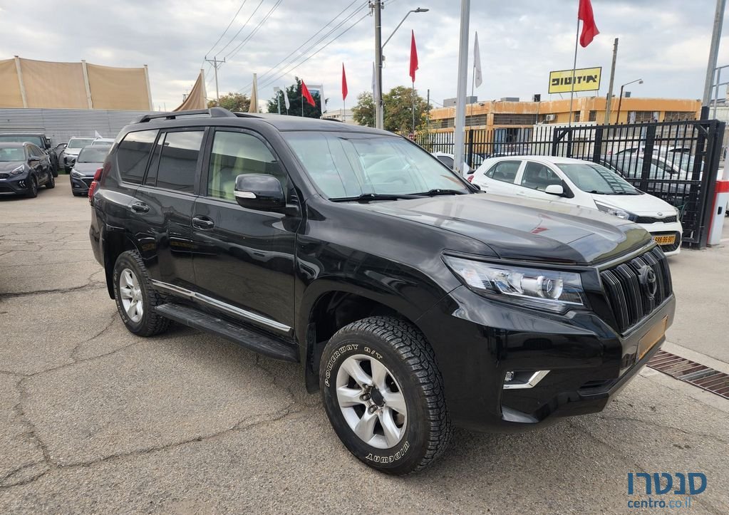 2014' Toyota Land Cruiser טויוטה לנד קרוזר photo #3