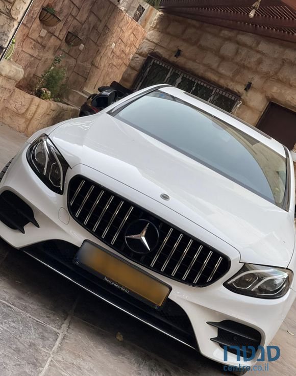 2016' Mercedes-Benz E-Class מרצדס Taxi photo #1