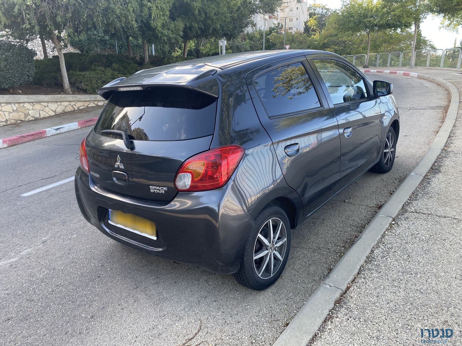 2013' Mitsubishi Space Star מיצובישי ספייס סטאר photo #4