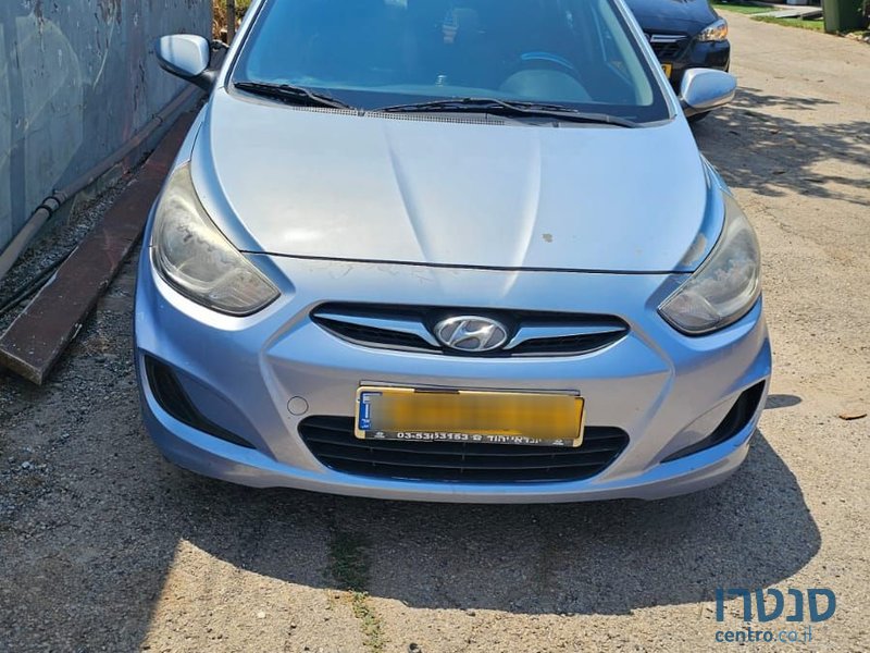 2013' Hyundai i25 יונדאי photo #3