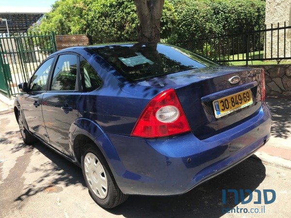 2009' Ford Focus photo #1