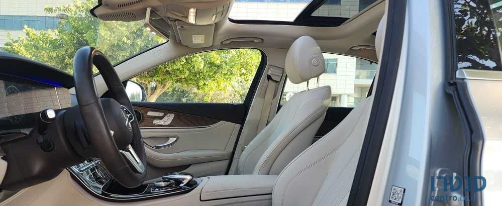 2019' Mercedes-Benz E-Class מרצדס photo #6