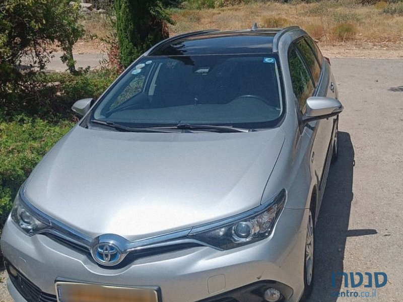 2017' Toyota Auris טויוטה אוריס photo #1