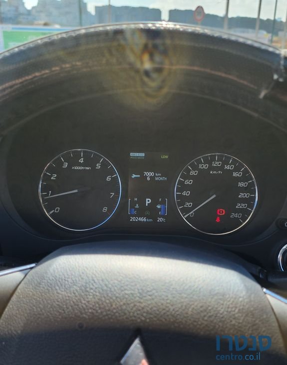 2016' Mitsubishi Outlander מיצובישי אאוטלנדר photo #2