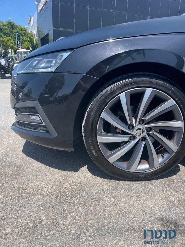 2022' Skoda Octavia סקודה אוקטביה photo #3