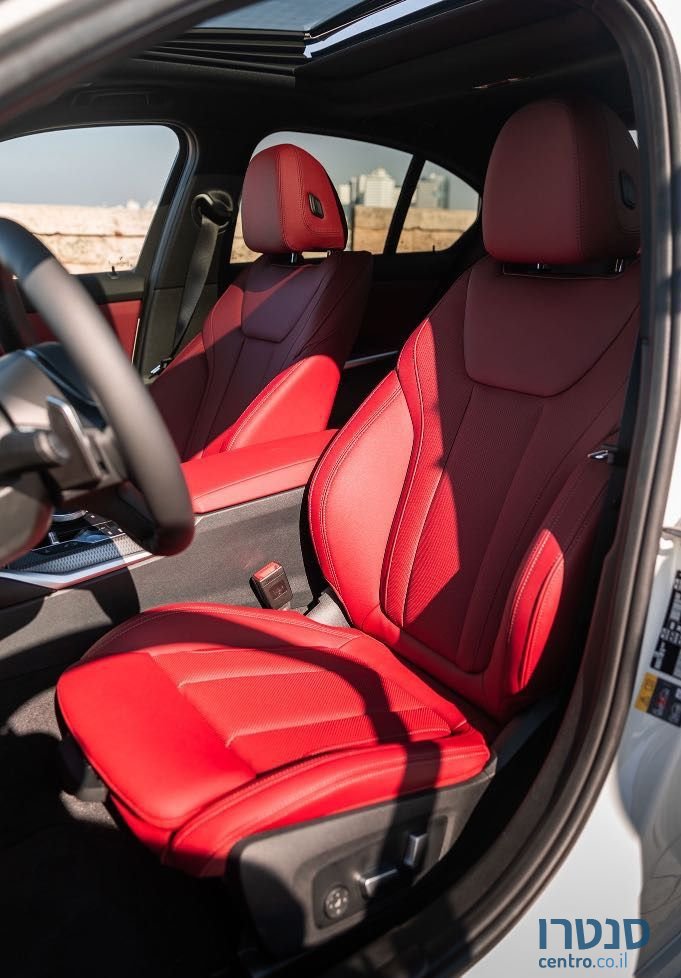2023' BMW 3 Series ב.מ.וו סדרה 3 photo #3