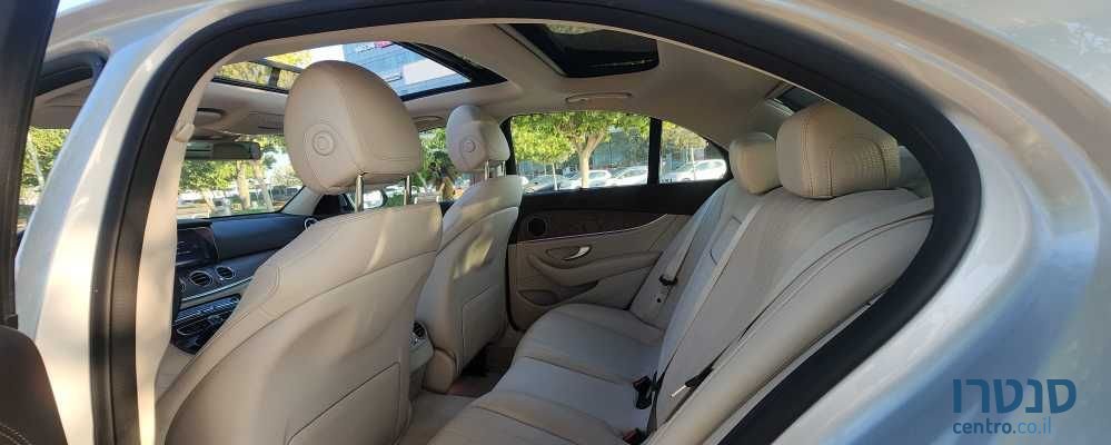 2019' Mercedes-Benz E-Class מרצדס photo #3