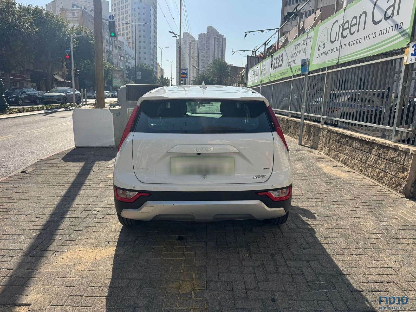 2025' Kia Niro פלאגין photo #6