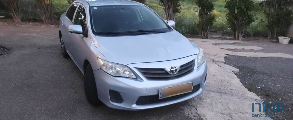 2011' Toyota Corolla טויוטה קורולה photo #1