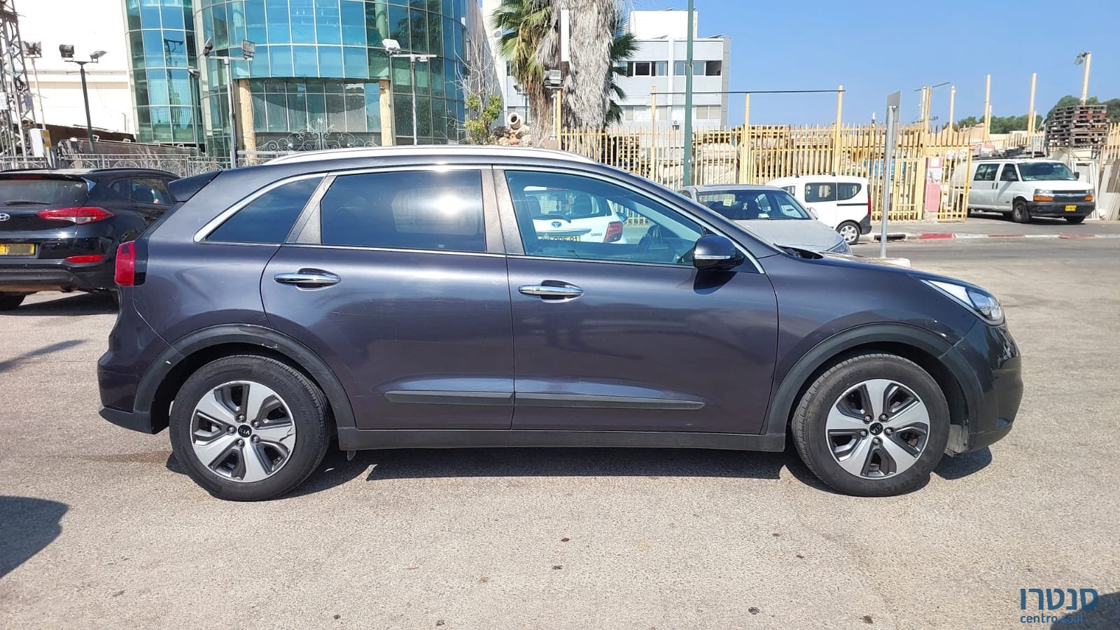 2018' Kia Niro photo #7