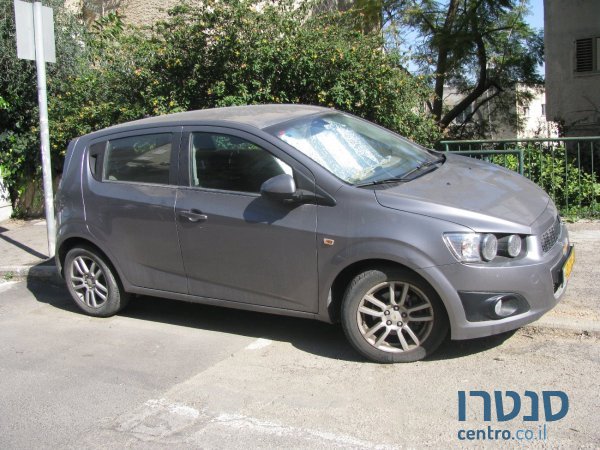 2012' Chevrolet Sonic photo #1