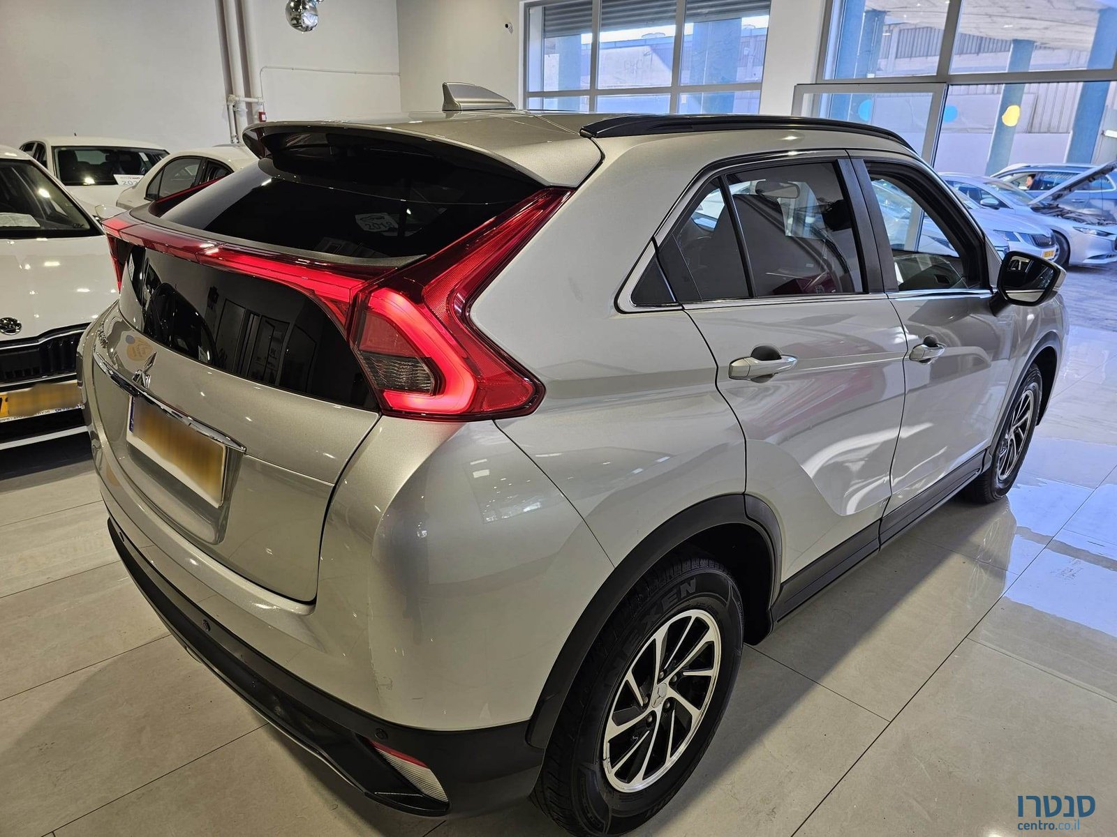 2020' Mitsubishi Eclipse Cross photo #3