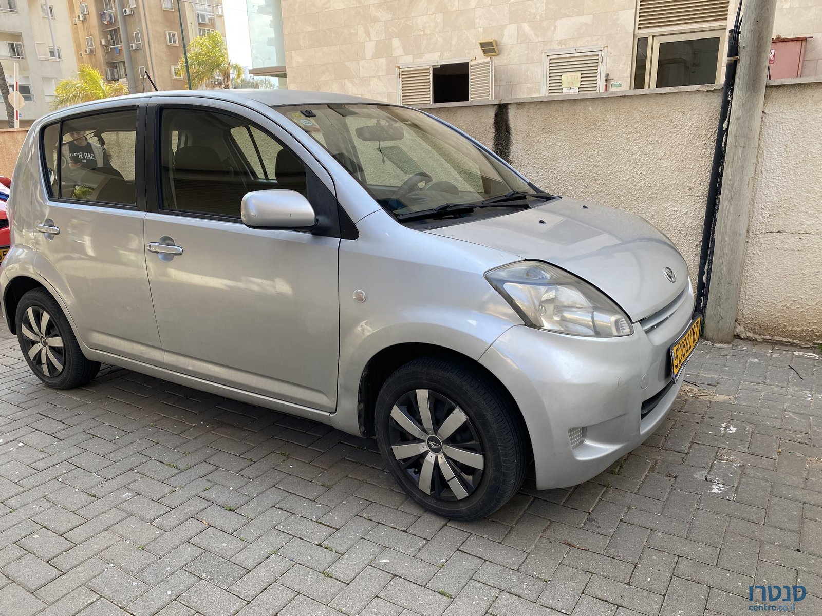 2009' Daihatsu Sirion דייהטסו סיריון photo #2