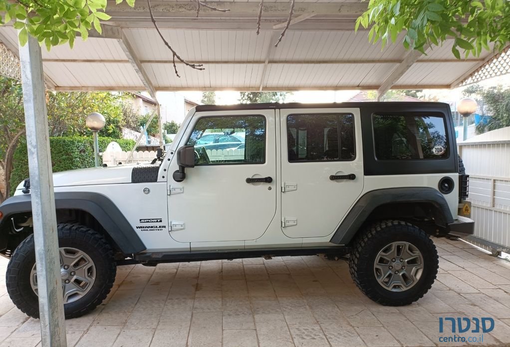 2017' Jeep Wrangler ג'יפ רנגלר photo #4