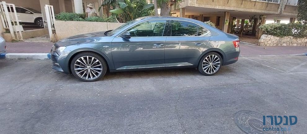 2019' Skoda Superb סקודה סופרב photo #5