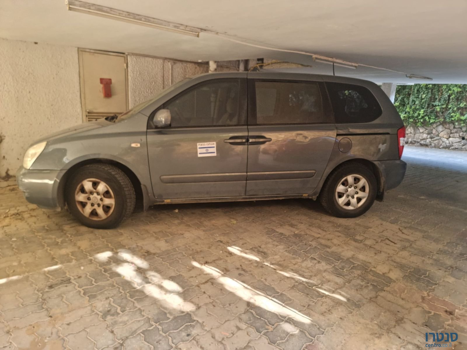 2007' Kia Carnival קיה קרניבל photo #3