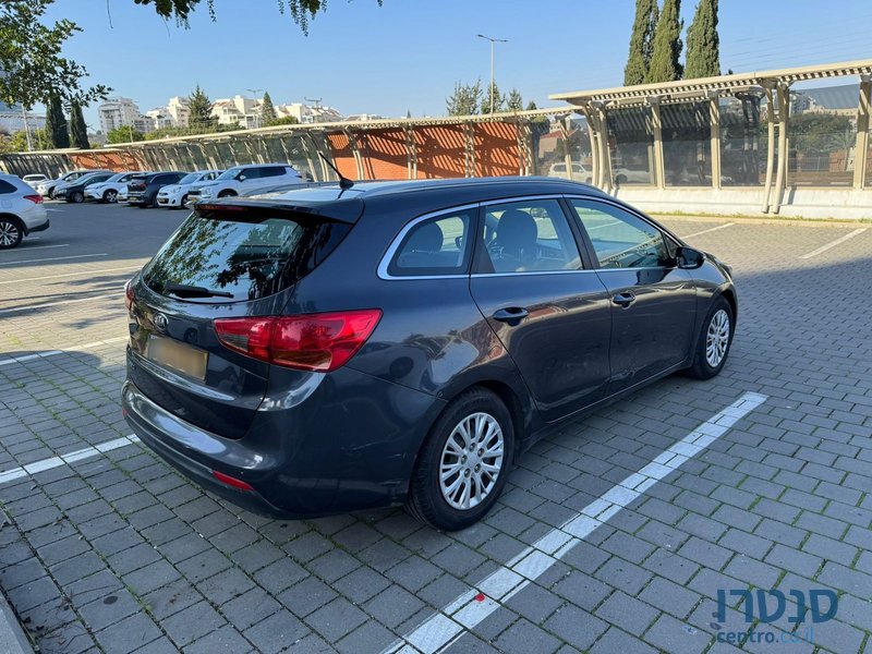 2017' Kia Ceed SW photo #4