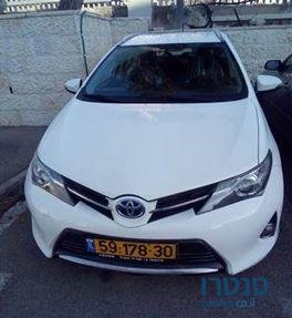 2014' Toyota Auris טויוטה אוריס photo #1