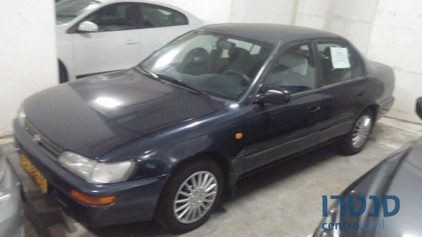 1995' Toyota Corolla photo #1