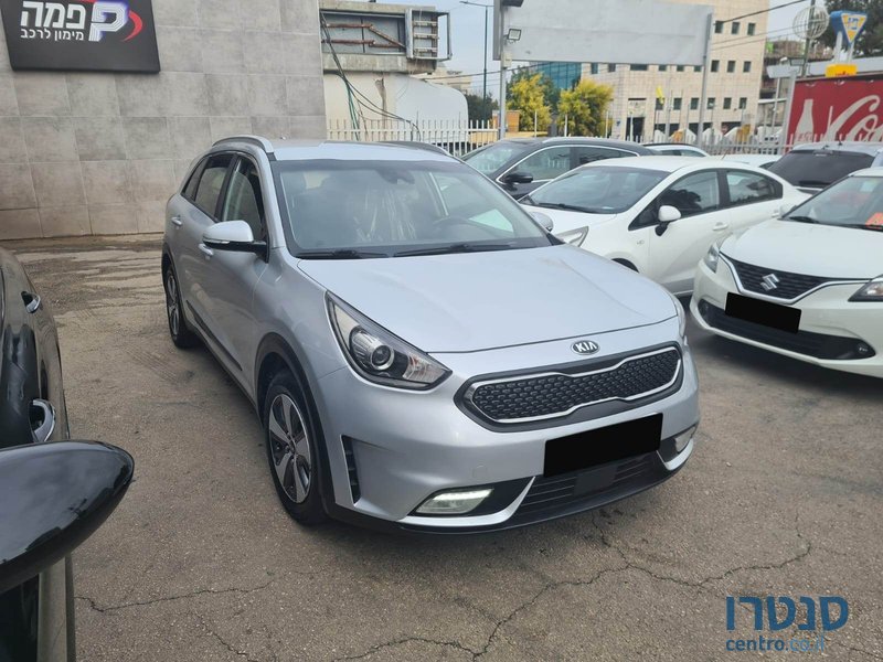 2019' Kia Niro photo #2