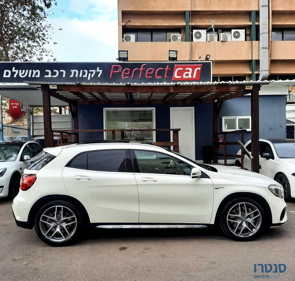 2018' Mercedes-Benz Gla מרצדס photo #6