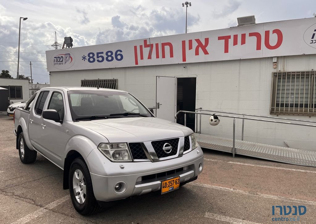 2008' Nissan Navara ניסאן נבארה photo #1