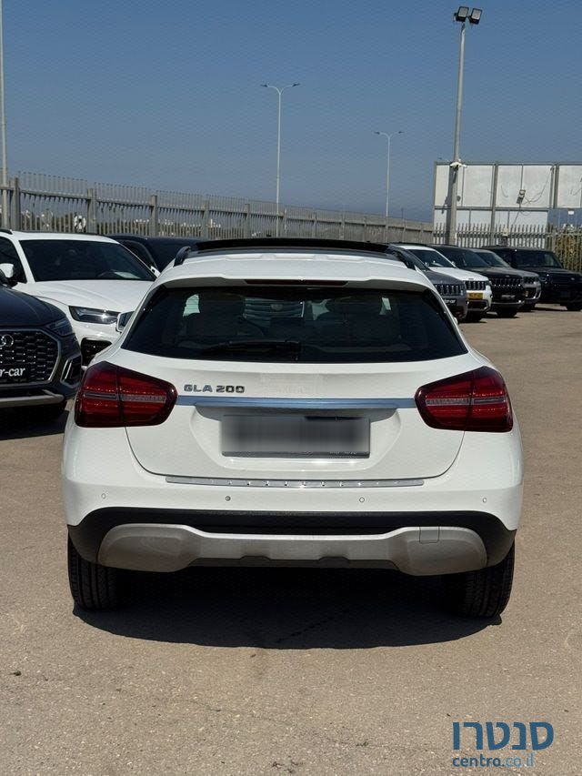2019' Mercedes-Benz GLA מרצדס-בנץ photo #4