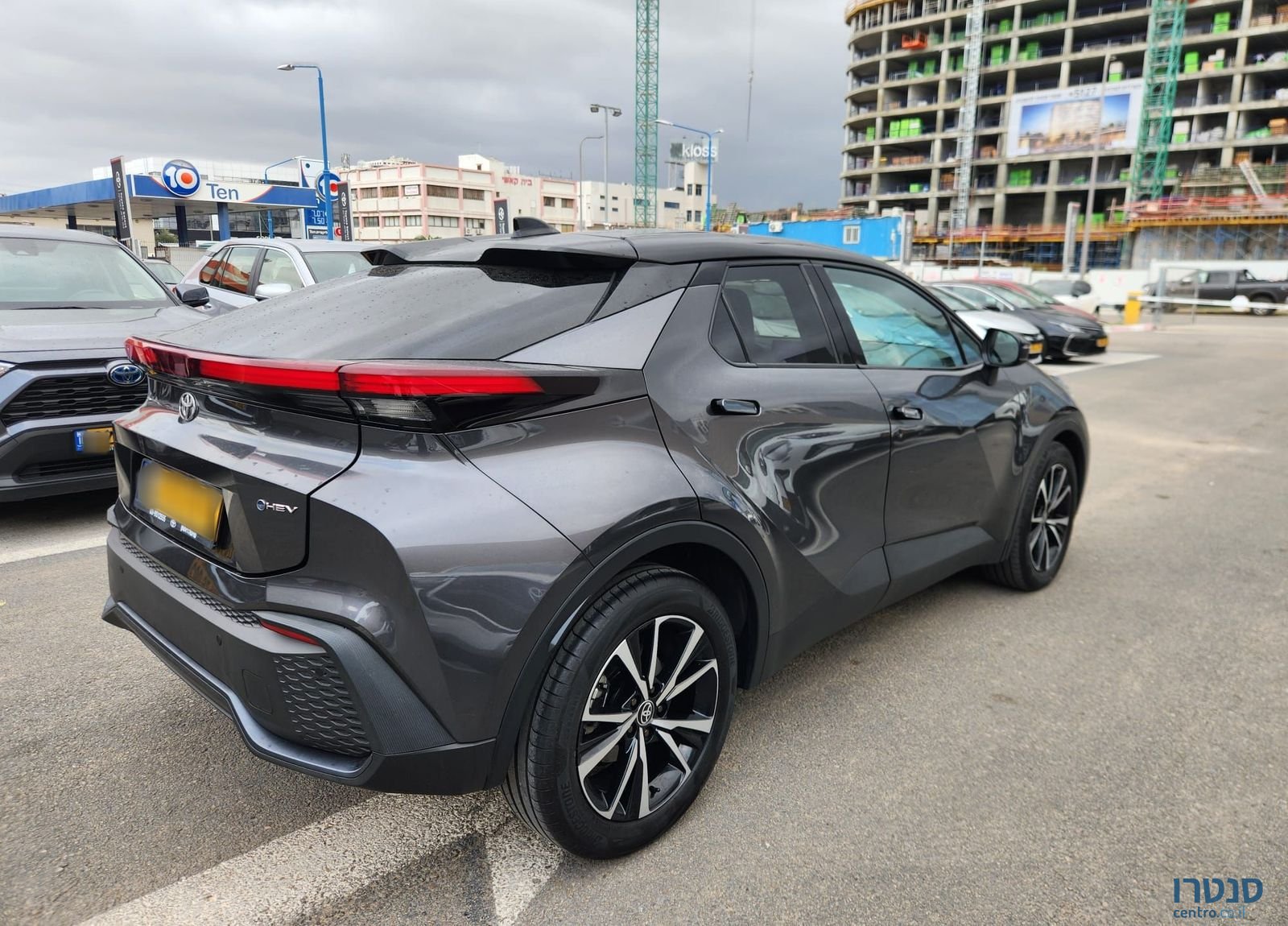 2024' Toyota C-HR טויוטה photo #3