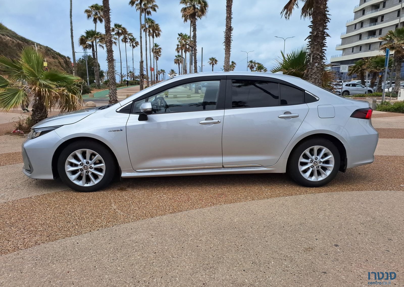 2021' Toyota Corolla טויוטה קורולה photo #2