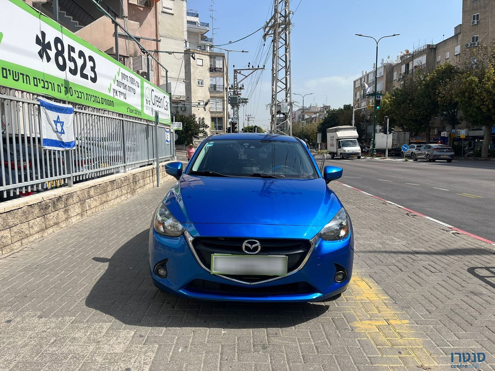 2016' Mazda 2 photo #1