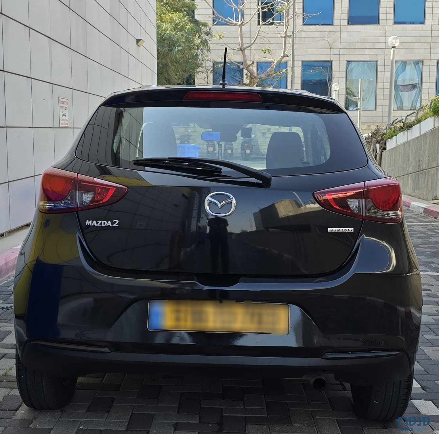 2023' Mazda 2 photo #4