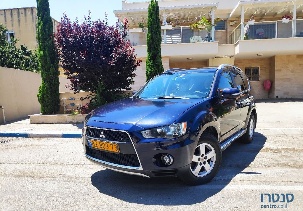 2011' Mitsubishi Outlander מיצובישי אאוטלנדר photo #1