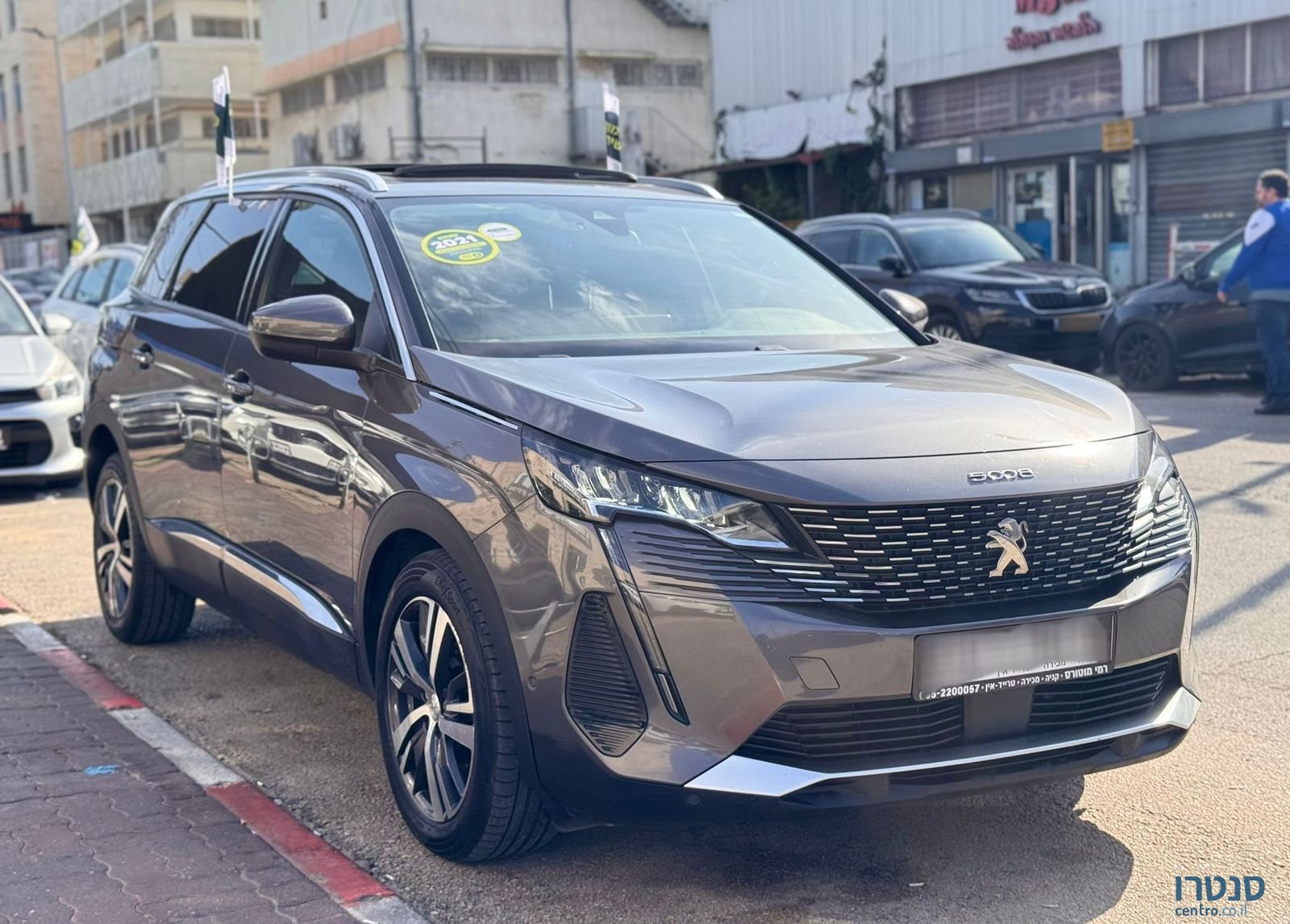 2021' Peugeot 5008 פיג'ו photo #2