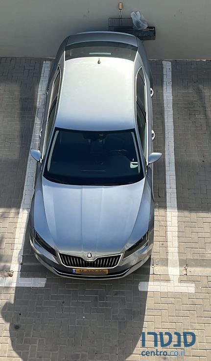 2016' Skoda Superb סקודה סופרב photo #4