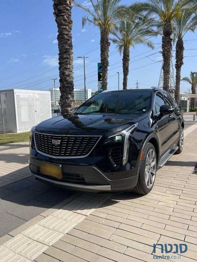2022' Cadillac XT4 קאדילק photo #1