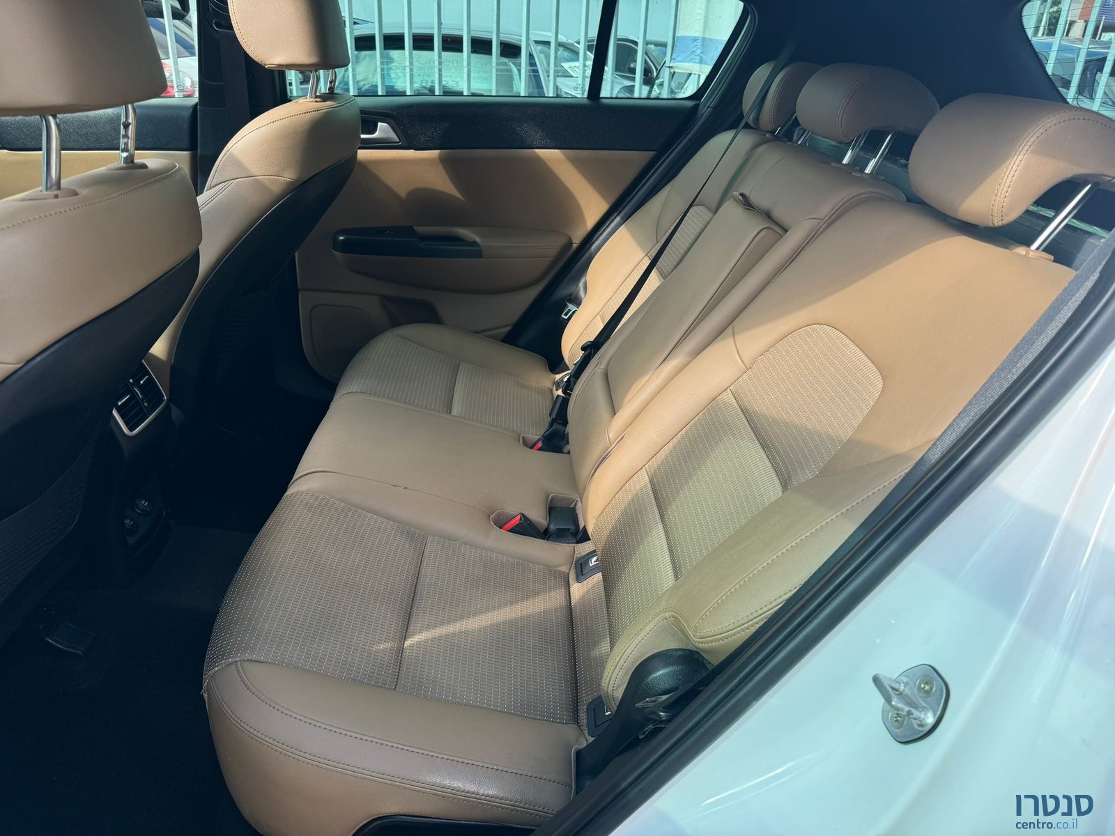 2021' Kia Sportage photo #4