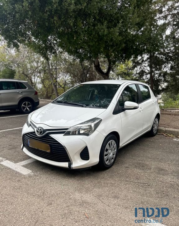 2016' Toyota Yaris טויוטה יאריס photo #1