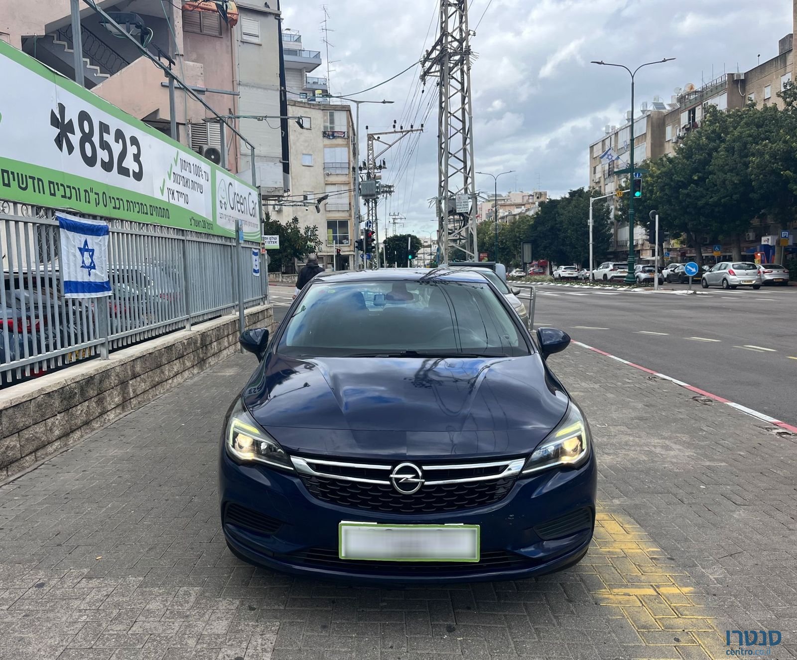 2018' Opel Astra photo #3