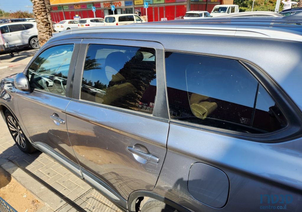 2018' Mitsubishi Outlander מיצובישי אאוטלנדר photo #2