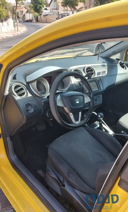 2011' SEAT Ibiza סיאט איביזה photo #3