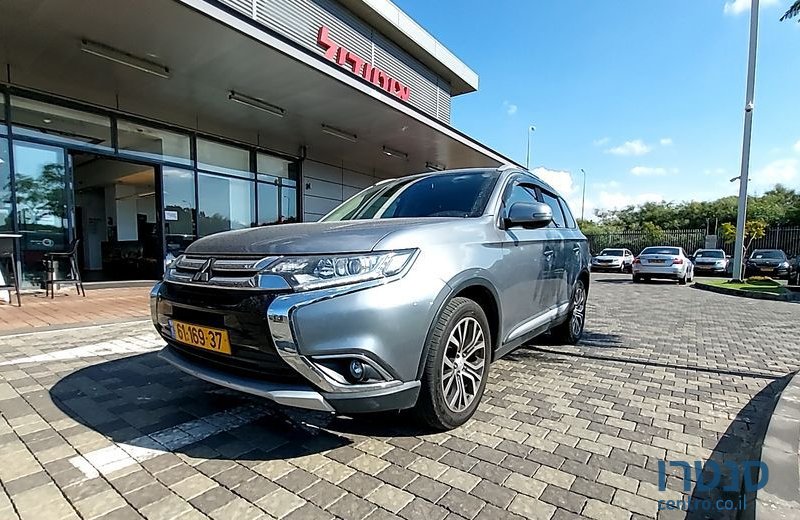 2016' Mitsubishi Outlander מיצובישי אאוטלנדר photo #3