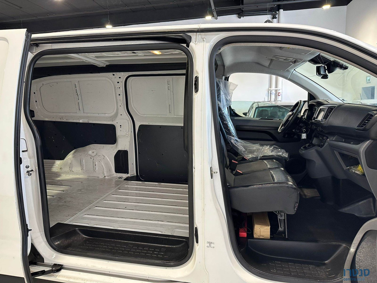2019' Toyota ProAce photo #5
