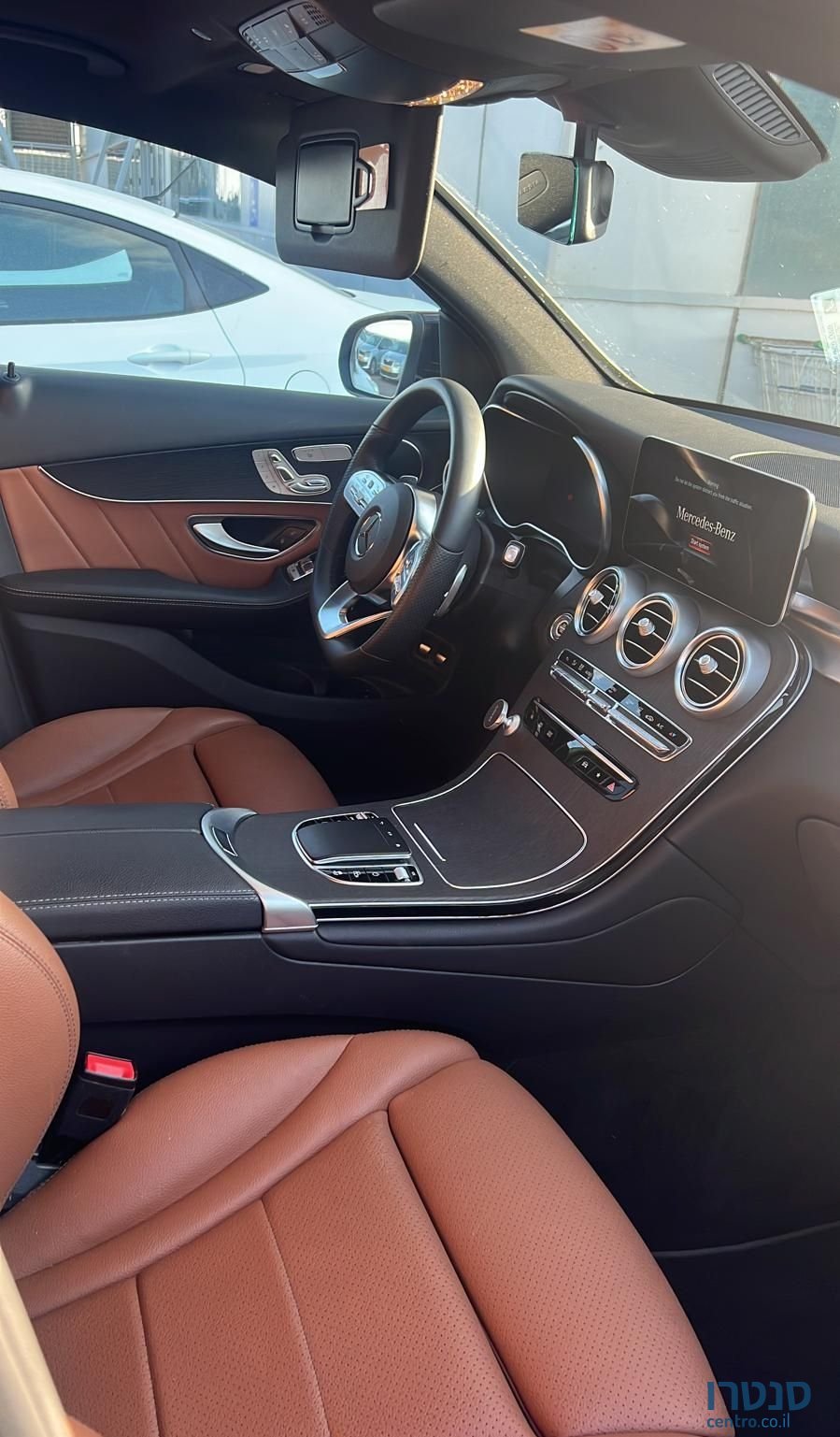 2022' Mercedes-Benz GLC מרצדס photo #2