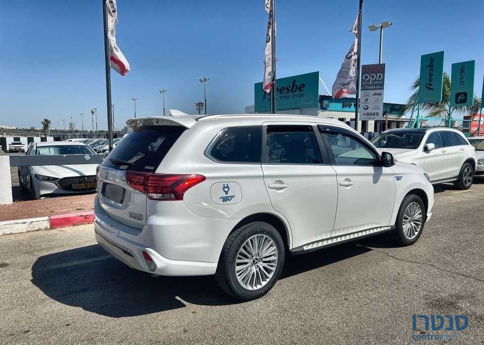 2019' Mitsubishi Outlander מיצובישי אאוטלנדר photo #6