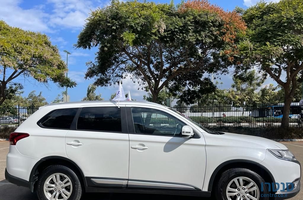 2019' Mitsubishi Outlander מיצובישי אאוטלנדר photo #6