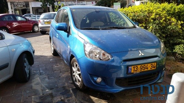 2015' Mitsubishi Space Star photo #1