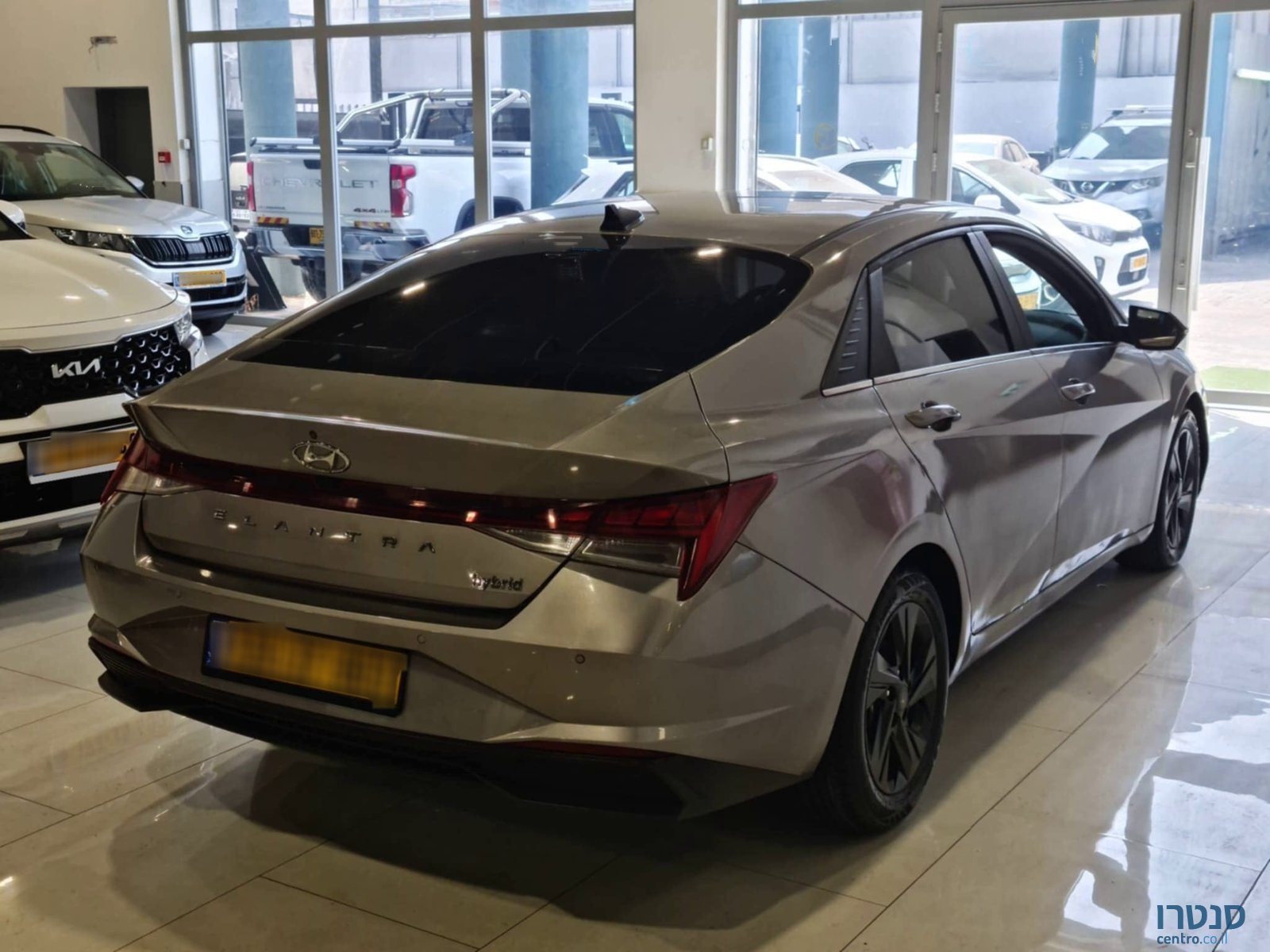 2022' Hyundai Elantra photo #3