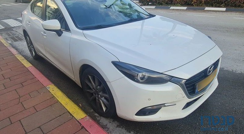 2018' Mazda 3 מאזדה photo #3